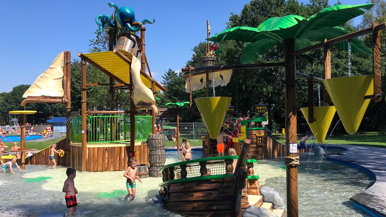 Waterspeelpark Splesj Molecaten Park Bosbad Hoeven Turtle Island 03
