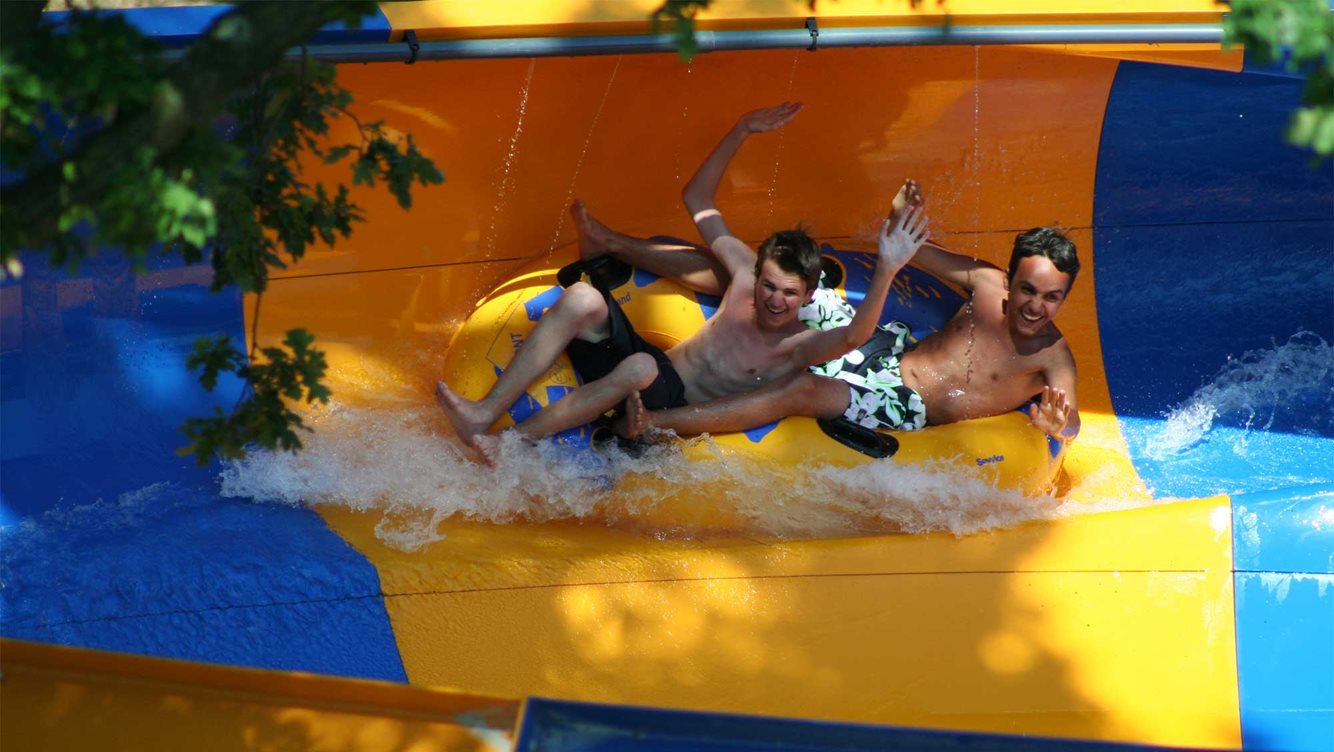 Waterspeelpark Splesj Molecaten Park Bosbad Hoeven 29 Super Crater